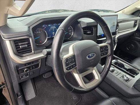 Used 2024 Ford Expedition Max XLT AWD/4WD image 17