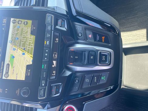 Used 2024 Honda Odyssey Touring image 17