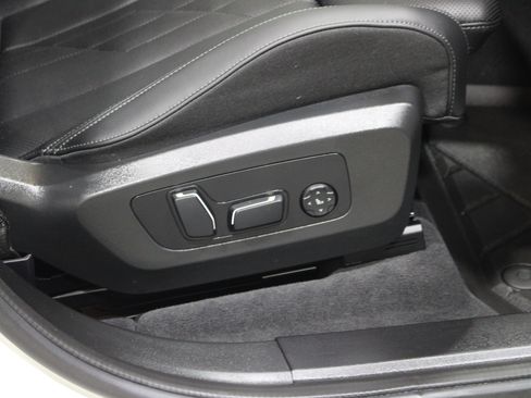 Used 2025 BMW X3 M50 w/ Premium Package AWD/4WD image 25