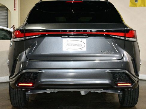 Used 2024 Lexus RX 500h F Sport w/ Convenience Package AWD/4WD image 2