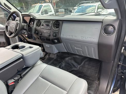 Used 2016 Ford F250 XL w/ Power Equipment Group AWD/4WD image 22