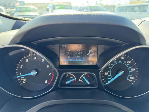 Used 2014 Ford Escape SE w/ Equipment Group 201A FWD image 17