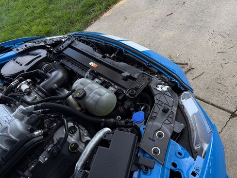 Used 2022 Ford Mustang Shelby GT500 w/ Carbon Fiber Track Pack image 73