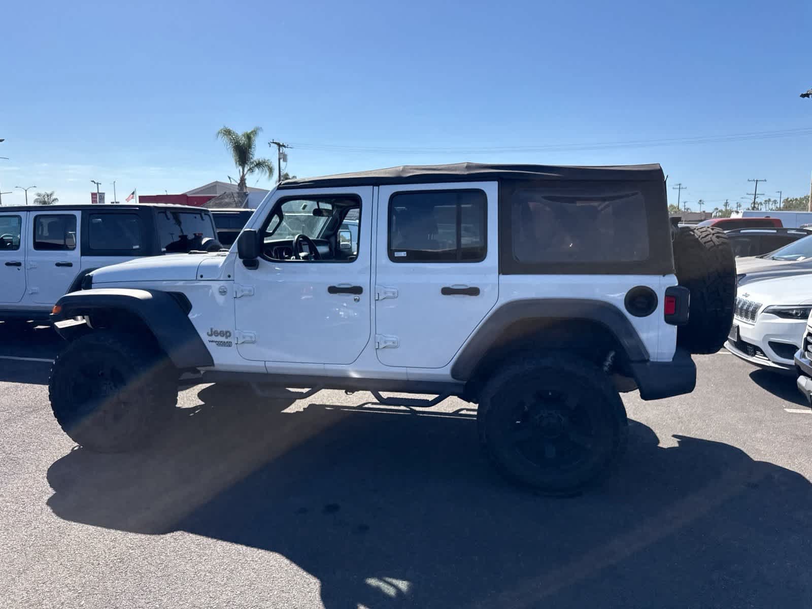 Used 2018 Jeep Wrangler Unlimited Sport S AWD/4WD image 13