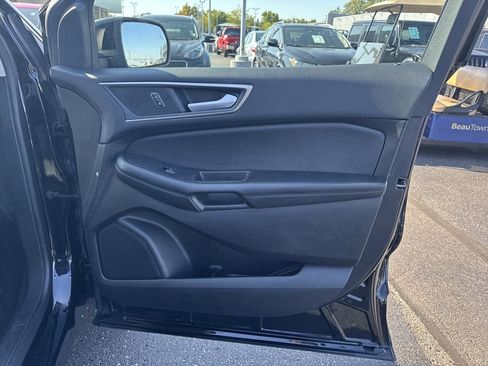 Certified 2024 Ford Edge SEL image 10