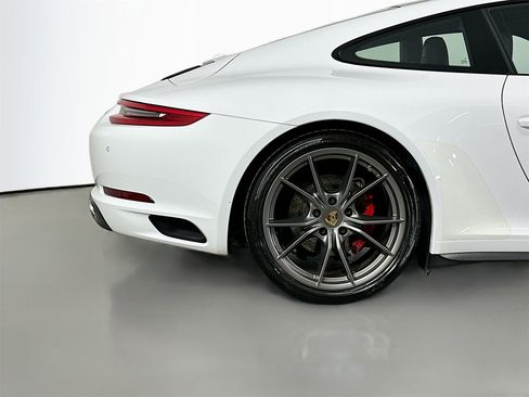 Certified 2017 Porsche 911 Carrera 4S image 13