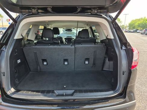Used 2023 Subaru Ascent Limited AWD/4WD image 17