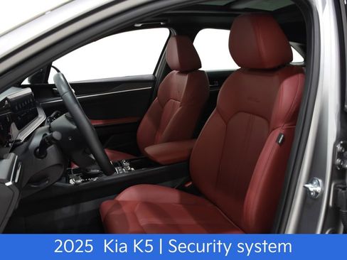 Used 2025 Kia K5 GT-Line w/ GT-Line Premium Package image 23