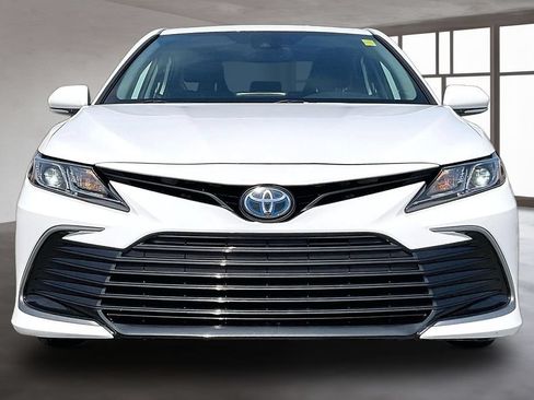 Used 2021 Toyota Camry LE w/ Audio Upgrade Package FWD image 2