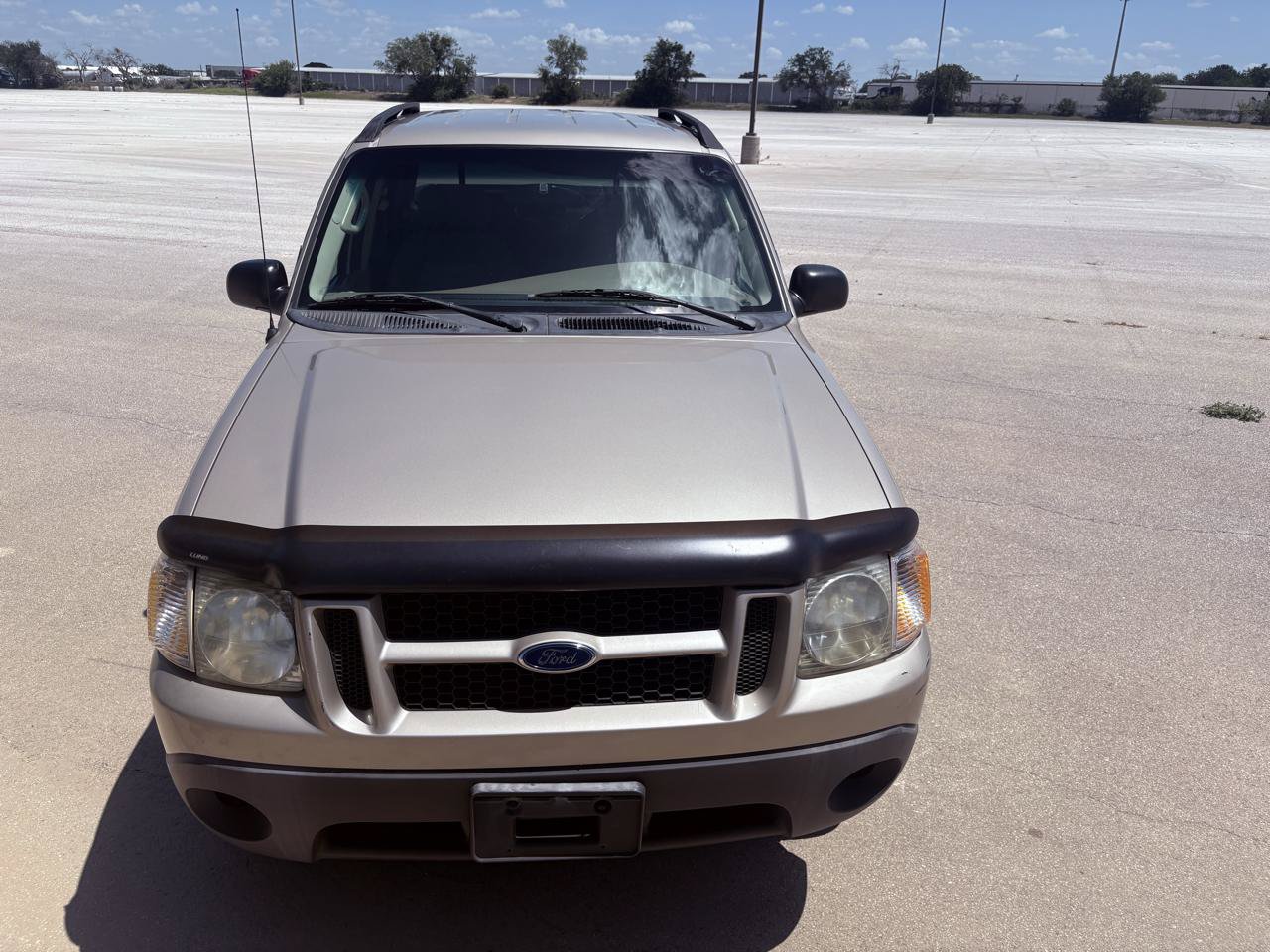 Used 2004 Ford Explorer Sport Trac 2WD image 12