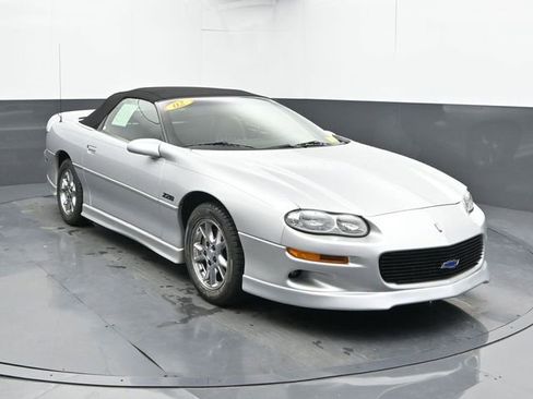 Used 2002 Chevrolet Camaro Z28 w/ Sport Appearance Pkg RWD image 5