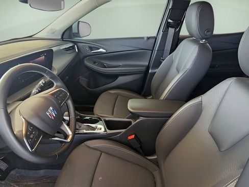 Used 2024 Buick Encore GX Preferred FWD image 13