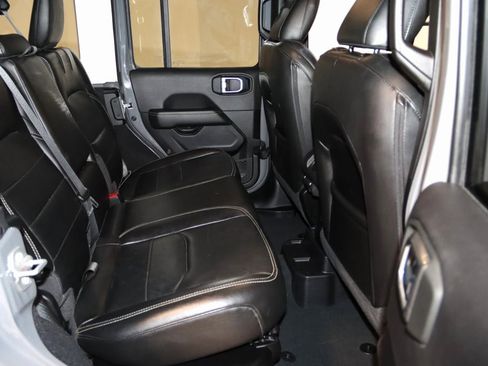 Used 2022 Jeep Wrangler Unlimited Sahara w/ Cold Weather Group image 78