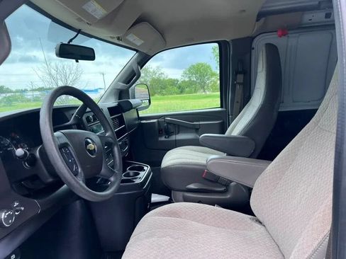 Used 2021 Chevrolet Express 2500 w/ Driver Convenience Package RWD image 25