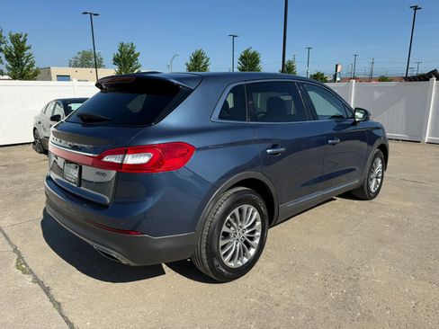Used 2018 Lincoln MKX Select w/ Select Plus Package AWD/4WD image 12