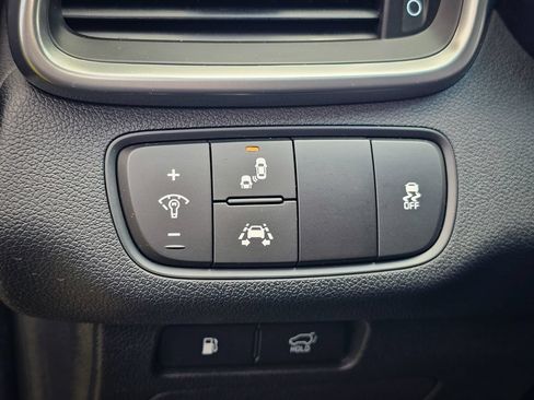 Used 2019 Kia Sorento EX AWD/4WD image 13