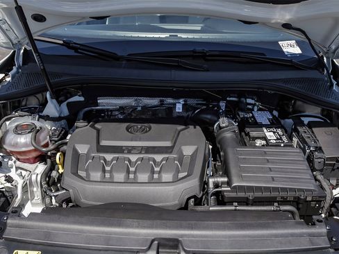 Certified 2024 Volkswagen Tiguan S image 25