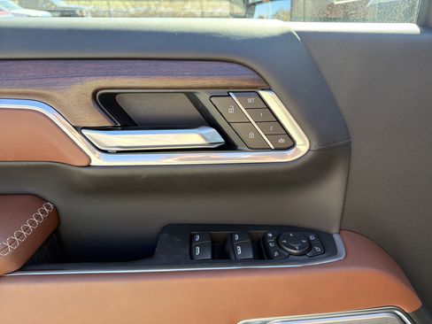 New 2026 GMC Sierra 2500 Denali Ultimate image 13