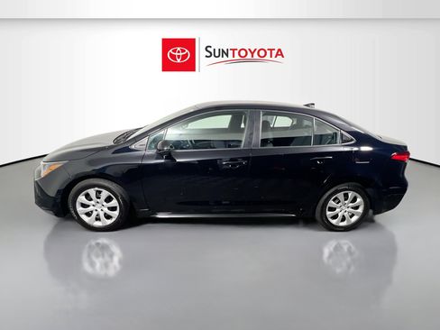 Used 2024 Toyota Corolla LE image 7