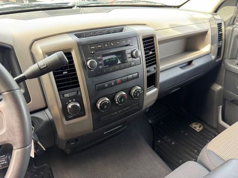 Used 2011 RAM 1500 Express image 20