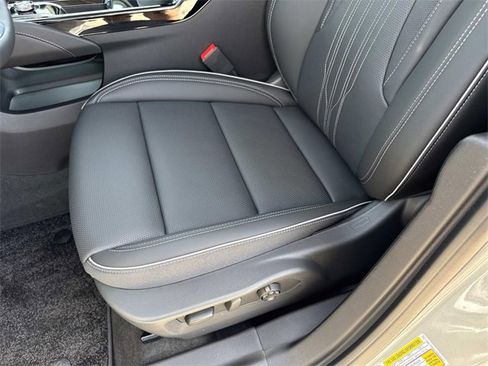 New 2026 Buick Envision Avenir image 15