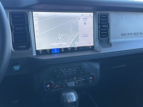 Used 2025 Ford Bronco Outer Banks image 32