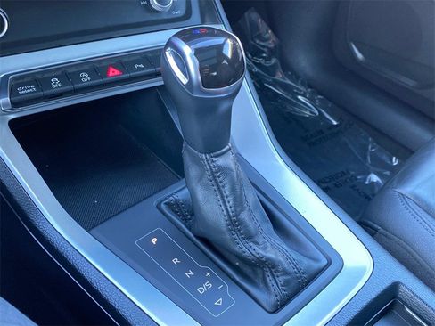 Used 2021 Audi Q3 2.0T Premium w/ Convenience Package image 33