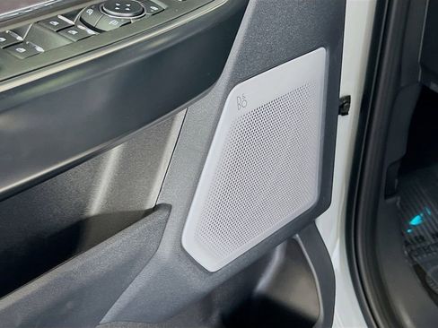 New 2026 Ford F250 Platinum w/ FX4 Off-Road Package image 13