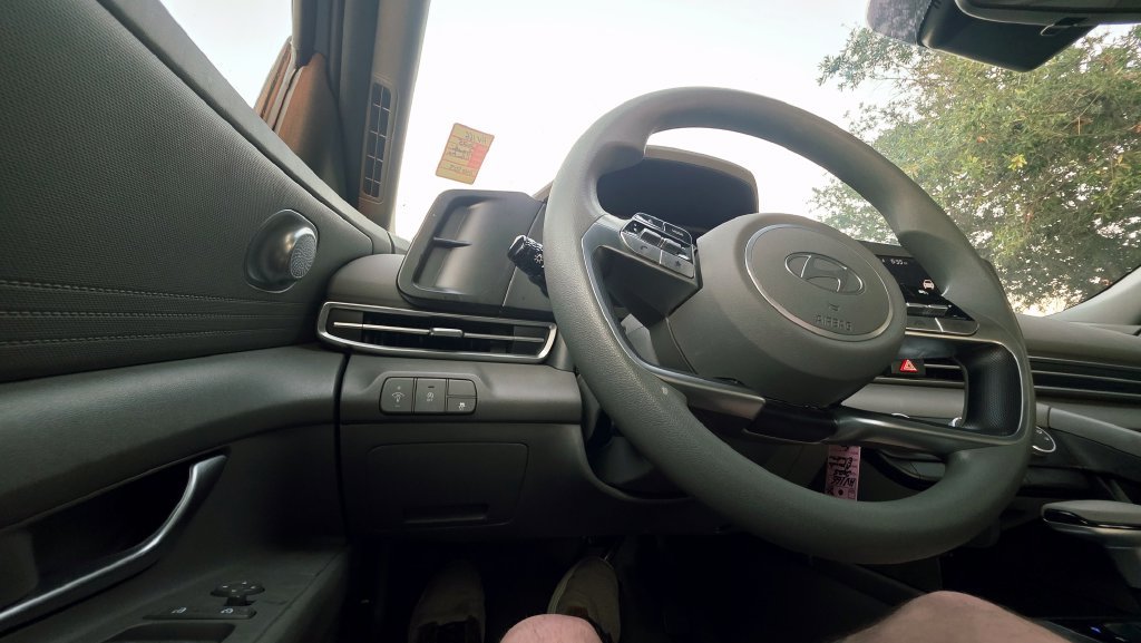 Certified 2025 Hyundai Elantra SE FWD image 27