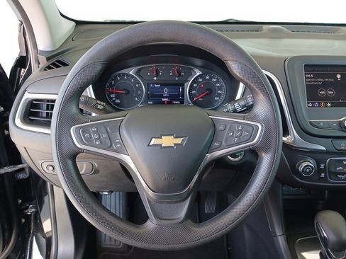 Used 2022 Chevrolet Equinox LT image 12