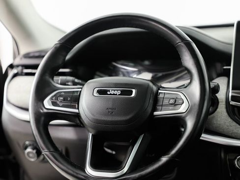 Used 2022 Jeep Compass Latitude w/ Sun and Sound Group image 20