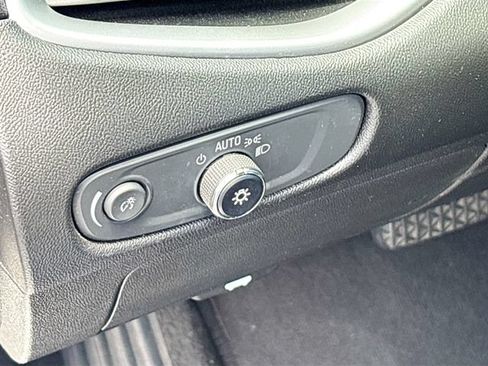 Used 2024 Chevrolet Malibu LT FWD image 10