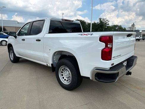 New 2026 Chevrolet Silverado 1500 W/T w/ WT Value Package AWD/4WD image 42