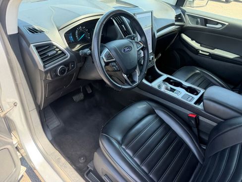 Used 2024 Ford Edge SEL AWD/4WD image 11