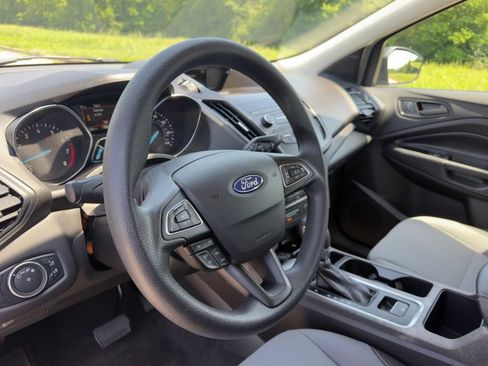 Used 2019 Ford Escape S FWD image 23