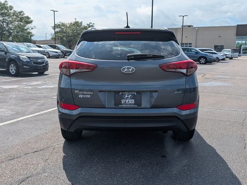 Used 2017 Hyundai Tucson SE w/ SE Popular Package 02 AWD/4WD image 4