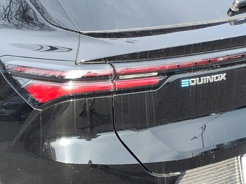 New 2026 Chevrolet Equinox EV LT image 7