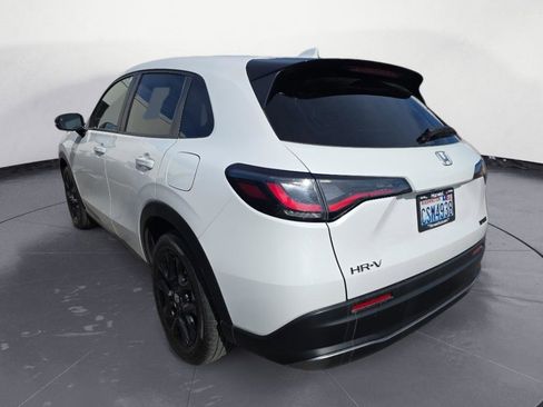Used 2025 Honda HR-V Sport image 4