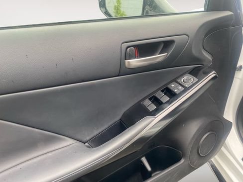 Used 2024 Lexus IS 350 AWD image 10