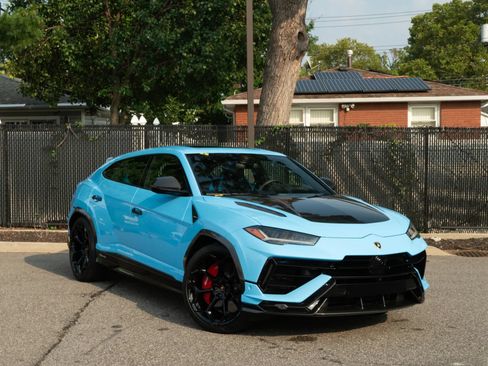 Used 2024 Lamborghini Urus Performante AWD/4WD image 33