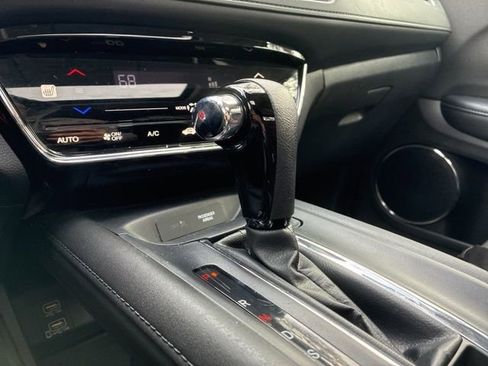 Used 2021 Honda HR-V EX image 31