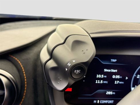 Used 2024 McLaren 750S Spider image 22