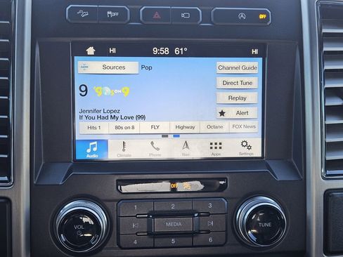 Used 2019 Ford F150 Platinum w/ Equipment Group 701A Luxury image 21