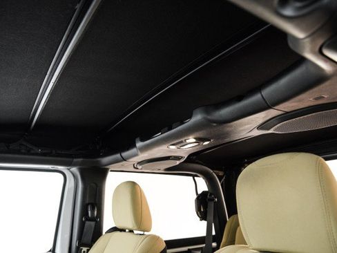 Used 2019 Jeep Wrangler Sport AWD/4WD image 27