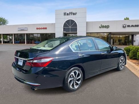 Used 2016 Honda Accord EX-L image 6