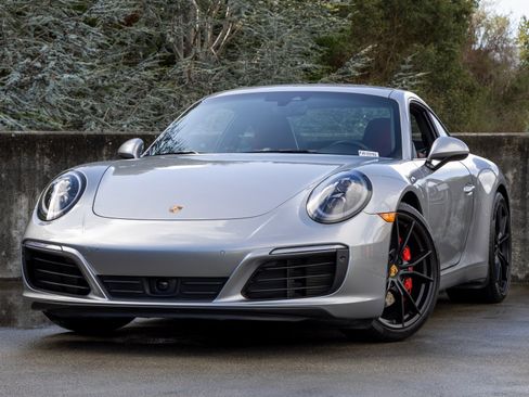 Used 2018 Porsche 911 Carrera S image 1
