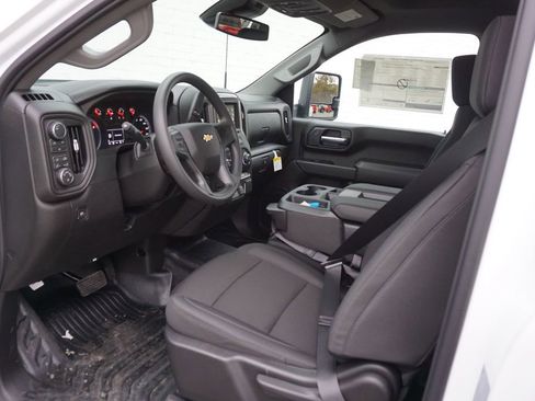 New 2026 Chevrolet Silverado 3500 W/T AWD/4WD image 9
