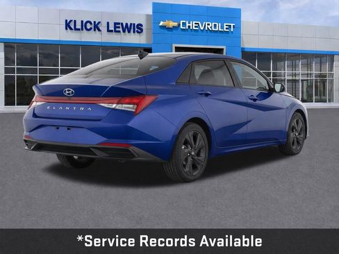 Used 2021 Hyundai Elantra SEL w/ Convenience Package FWD image 8