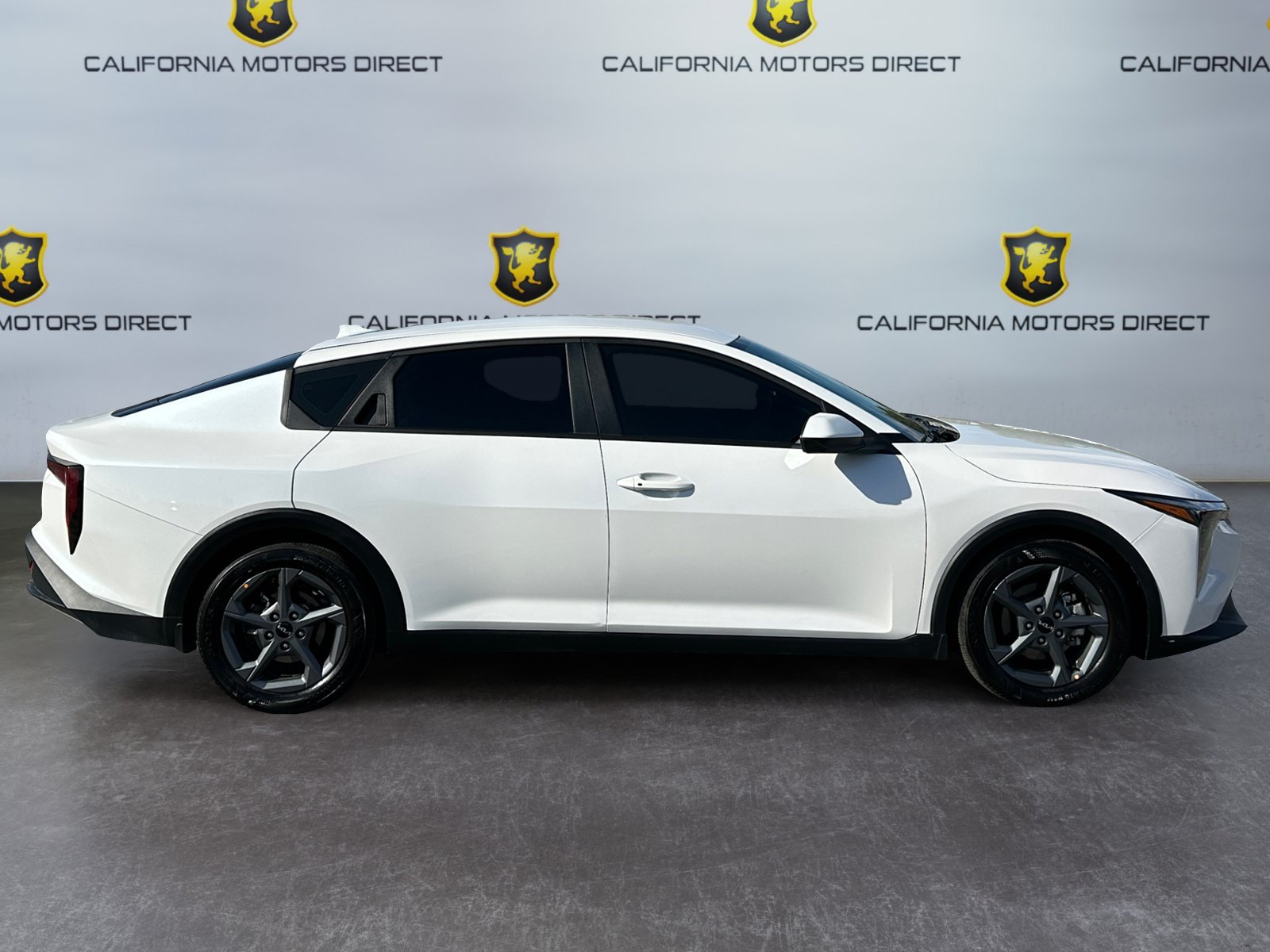 Used 2025 Kia K4 FWD image 6