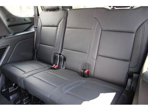 Used 2023 Chevrolet Tahoe Z71 w/ Luxury Package image 24